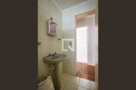 Banheiro de apartamento para alugar com 1 quarto, 65m² em Petrópolis, Porto Alegre