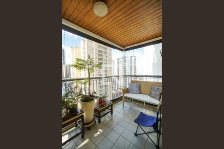 Varanda de apartamento à venda com 4 quartos, 125m² em Vila Gomes Cardim, São Paulo