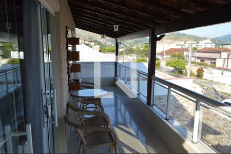 Varanda de casa à venda com 5 quartos, 493m² em Tanque, Rio de Janeiro
