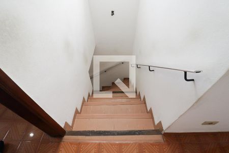 Escada de casa à venda com 3 quartos, 181m² em Vila Mangalot, São Paulo