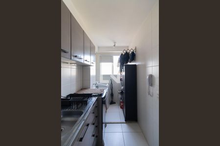 Sala e Cozinha de apartamento à venda com 2 quartos, 41m² em Vila Penteado, São Paulo