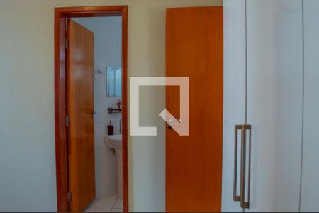 Banheiro de casa de condomínio para alugar com 1 quarto, 48m² em Jardim Betania, Sorocaba