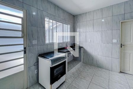 Cozinha de casa para alugar com 1 quarto, 50m² em Vila São José, São Paulo