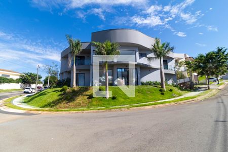 Fachada de casa de condomínio à venda com 4 quartos, 450m² em Swiss Park, Campinas