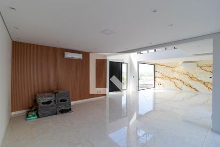 Sala de casa de condomínio à venda com 4 quartos, 450m² em Swiss Park, Campinas