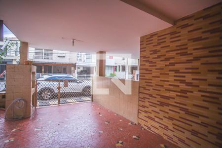 Garagem de casa à venda com 3 quartos, 120m² em Mirandópolis, São Paulo