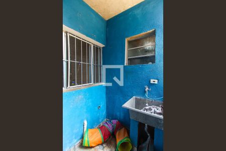 Área de Serviço de casa à venda com 2 quartos, 62m² em Vila Carmosina, São Paulo