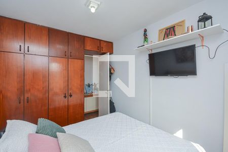 Quarto 1 de apartamento para alugar com 2 quartos, 74m² em Vila Emir, São Paulo