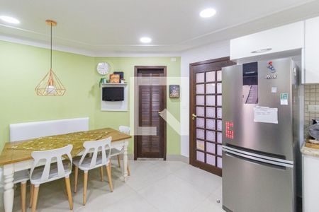 Cozinha de casa à venda com 3 quartos, 245m² em Adalgisa, Osasco