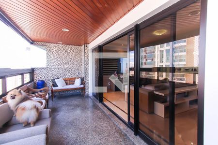 Varanda de apartamento à venda com 4 quartos, 210m² em Vila Regente Feijó, São Paulo