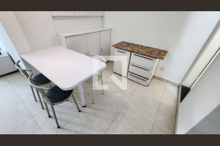 Detalhe da cozinha de apartamento para alugar com 1 quarto, 36m² em Boqueirão, Santos