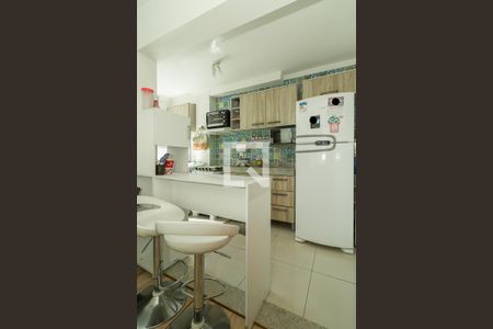 Cozinha de apartamento à venda com 2 quartos, 48m² em Morro Santana, Porto Alegre