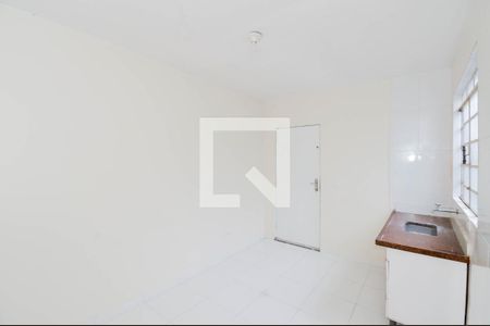 Sala/Cozinha de apartamento à venda com 2 quartos, 60m² em Vila Hulda, Guarulhos