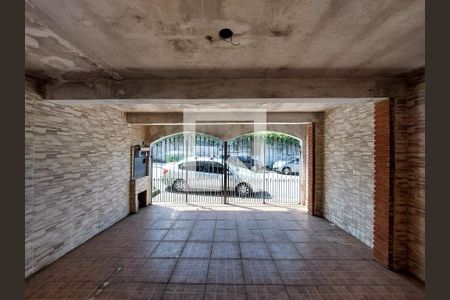 Garagem de casa para alugar com 3 quartos, 249m² em Vila Inglesa, São Paulo