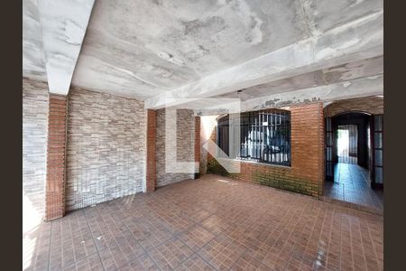 Garagem de casa para alugar com 3 quartos, 249m² em Vila Inglesa, São Paulo