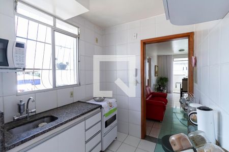 Cozinha e Área de Serviço de apartamento à venda com 3 quartos, 68m² em Ouro Preto, Belo Horizonte