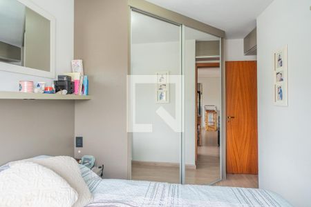 Quarto 1 de apartamento à venda com 2 quartos, 52m² em Rio Branco, Porto Alegre