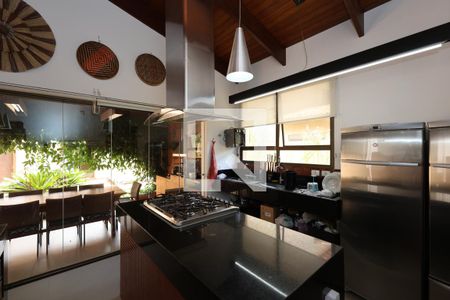 Cozinha de casa de condomínio à venda com 4 quartos, 380m² em Alphaville Nova Lima, Nova Lima