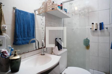 Banheiro 2 de casa à venda com 2 quartos, 170m² em Vila Guilhermina, São Paulo