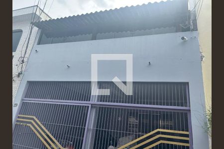 Foto 01 de casa à venda com 2 quartos, 155m² em Capão do Embira, São Paulo