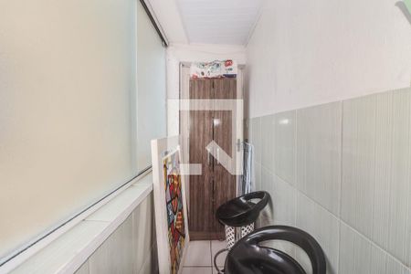 Cozinha e Área de Serviço de apartamento à venda com 2 quartos, 90m² em Floresta, Porto Alegre
