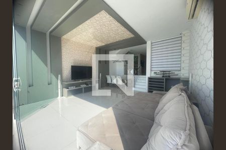 Casa à venda com 3 quartos, 300m² em Piratininga, Niterói