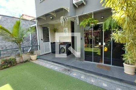 Casa à venda com 4 quartos, 141m² em Piratininga, Niterói