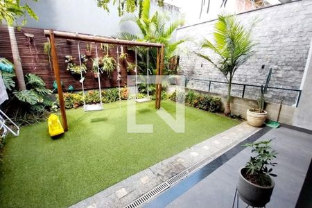 Casa à venda com 4 quartos, 141m² em Piratininga, Niterói