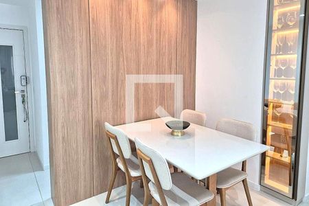 Apartamento à venda com 3 quartos, 92m² em Icaraí, Niterói
