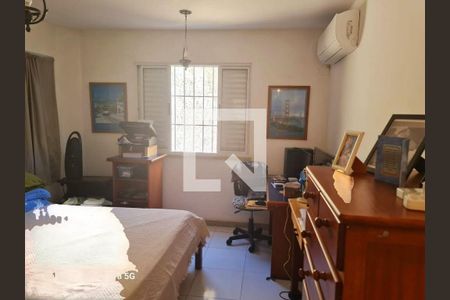 Casa à venda com 4 quartos, 210m² em São Francisco, Niterói