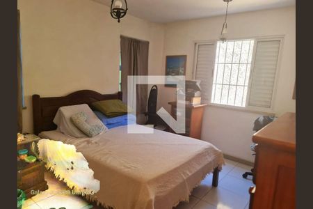 Casa à venda com 4 quartos, 210m² em São Francisco, Niterói