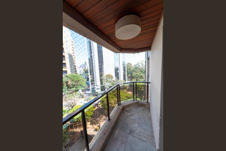 Varanda da Suite de apartamento para alugar com 3 quartos, 130m² em Alphaville, Barueri