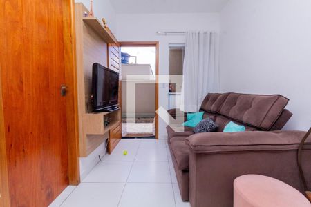 Sala e Cozinha de apartamento à venda com 2 quartos, 44m² em Vila Santa Isabel, São Paulo