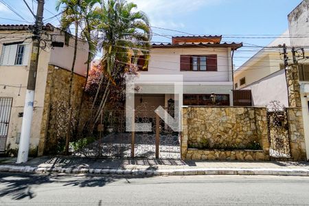 Fachada de casa à venda com 3 quartos, 200m² em Chácara Califórnia, São Paulo