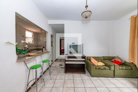 Sala de apartamento para alugar com 3 quartos, 64m² em Padre Eustáquio, Belo Horizonte