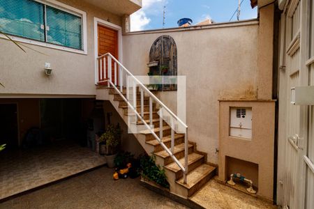 Área externa de casa à venda com 3 quartos, 220m² em Vila Gustavo, São Paulo