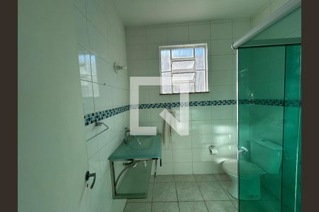 Banheiro de casa para alugar com 2 quartos, 95m² em Piedade, Rio de Janeiro