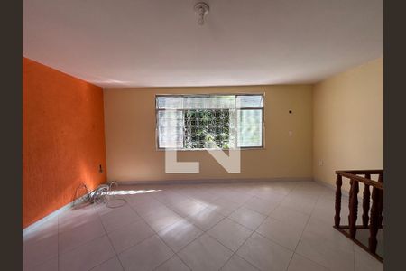 Sala de casa para alugar com 2 quartos, 95m² em Piedade, Rio de Janeiro