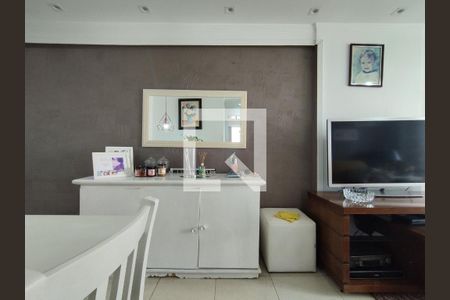 Sala de apartamento à venda com 3 quartos, 70m² em Vila Brasilio Machado, São Paulo