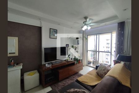 Sala de apartamento à venda com 3 quartos, 70m² em Vila Brasilio Machado, São Paulo