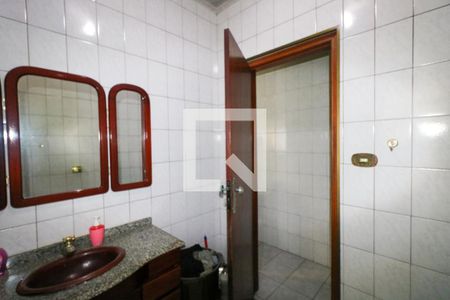 Banheiro de casa à venda com 2 quartos, 150m² em São José, São Caetano do Sul