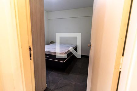 Quarto 2 de apartamento para alugar com 2 quartos, 55m² em Vila Hamburguesa, São Paulo