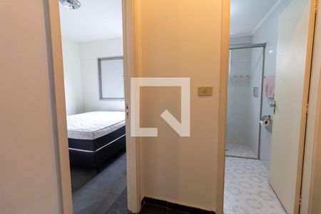 Quarto 1 de apartamento para alugar com 2 quartos, 55m² em Vila Hamburguesa, São Paulo