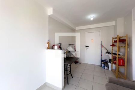 Sala/Cozinha de apartamento à venda com 2 quartos, 35m² em Cambuci, São Paulo