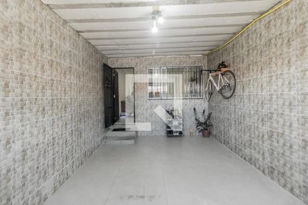 Garagem de casa à venda com 3 quartos, 107m² em Vila Mesquita, São Paulo