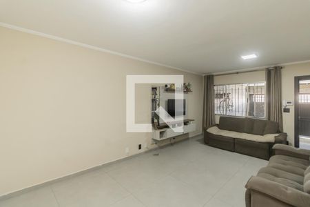 Sala de casa à venda com 3 quartos, 107m² em Vila Mesquita, São Paulo