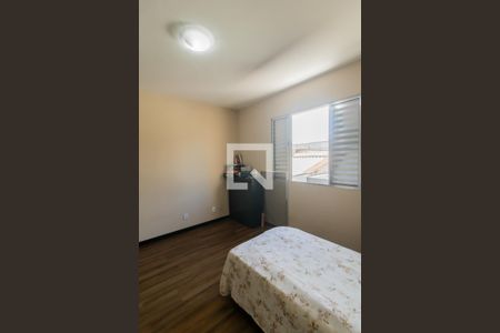 Quarto 1 de casa à venda com 3 quartos, 107m² em Vila Mesquita, São Paulo