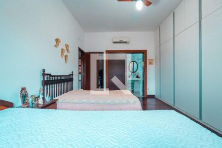 Casa à venda com 5 quartos, 350m² em São Francisco, Niterói