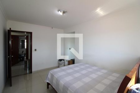 Quarto 1 de casa à venda com 4 quartos, 315m² em Parque Peruche, São Paulo