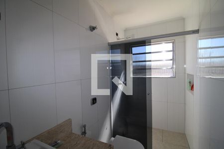 Quarto 1 - Banheiro de casa à venda com 4 quartos, 315m² em Parque Peruche, São Paulo